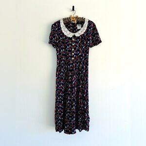 Vintage Darian Womens Lace Collar floral dress ties in the back size 10 petites